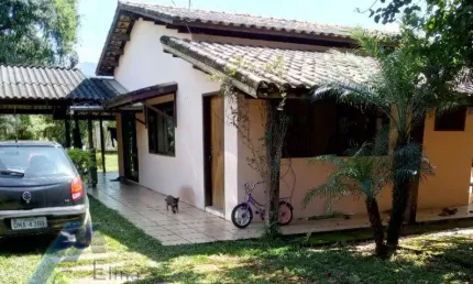 Ubatuba, Jardim Carolina - Casa com 714 m2 de terreno e área construída de 150m2, documentado.