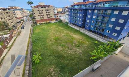 Ubatuba, Praia Grande - Área com 960 m², à 400 metros do mar.