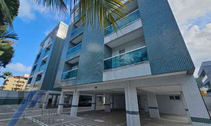 Ubatuba, Praia Grande - Apartamento cobertura duplex com 02 dormitórios sendo 01 suíte, a 400 metros do mar.