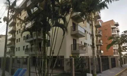 Ubatuba, Praia Grande - Apartamento com 3 dormitórios, sendo 01 suítes, 50 metros da praia.