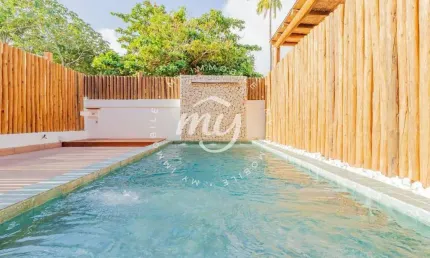 Imbassaí| Village 96 m2| 3/4 sendo 1 suíte| 3 vagas| Garden| Cond. entre o rio e o mar
