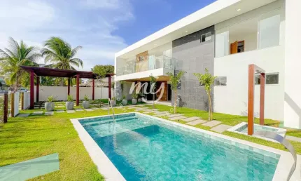 Guarajuba| Casa com 322 m2| Acesso à praia| 6 suítes| 2 vagas| Cond. Paraíso