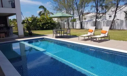 Buraquinho | casa com 630 m2| 5 suítes | 4 vagas | lauro de freitas