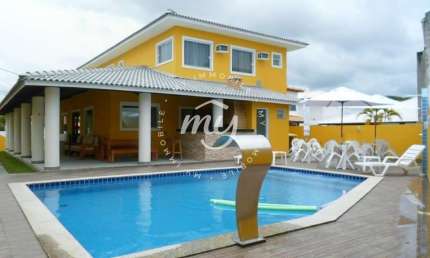 Guarajuba| Casa com 293m²| 7 Suítes| Perto da Praia| em Guarajuba