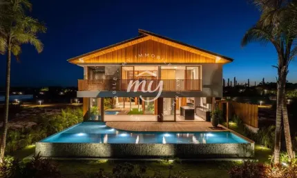 Praia do forte| piscinas naturais| casa duplex alto padrão| 450m²| 6 suítes| 4 vagas