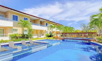 Guarajuba| Village Térreo com 80m²| 2 Dormitorios sendo 1 Suite| 1 Vaga| Mobiliado