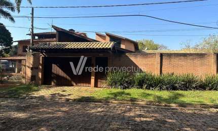 Casa com 3 quartos à venda na Rua Célia Aparecida de Souza Bouffier, 744, Bosque de Barão Geraldo, Campinas, 271 m2 por R$ 950.000