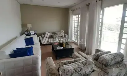 Casa com 4 quartos à venda na Rua Alvarito Muller, 101, Jardim Nova Europa, Campinas, 190 m2 por R$ 980.000