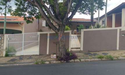 Casa com 5 quartos à venda na Avenida Joaquim Alves Corrêa, 2707, Parque Nova Suíça, Valinhos, 258 m2 por R$ 900.000