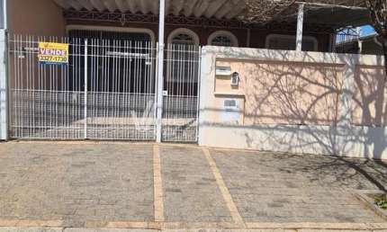 Casa com 3 quartos à venda na Rua Vargem Grande do Sul, 226, Jardim Nova Europa, Campinas, 182 m2 por R$ 890.000