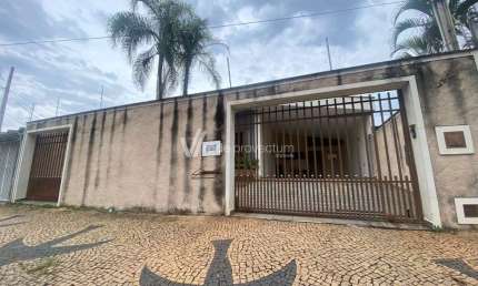 Casa comercial à venda na Avenida Lafayete Arruda Camargo, 432, Parque São Quirino, Campinas, 212 m2 por R$ 650.000