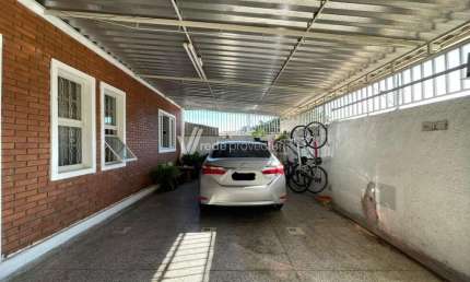 Casa com 3 quartos à venda na Rua Francisco de Campos Abreu, 64, Vila Georgina, Campinas, 129 m2 por R$ 700.000