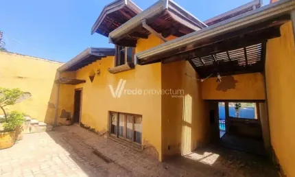 Casa com 3 quartos à venda na Rua Antônio Alves Bueno de Oliveira, 138, Jardim São Vicente, Campinas, 189 m2 por R$ 650.000