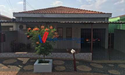 Casa com 3 quartos à venda na Rua Charles Schaffer Voughan, 344, Vila Santana, Sumaré, 170 m2 por R$ 585.000
