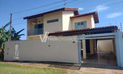 Casa com 3 quartos à venda na Avenida Tancredo Neves, 582, Jardim Rezek, Artur Nogueira, 190 m2 por R$ 650.000