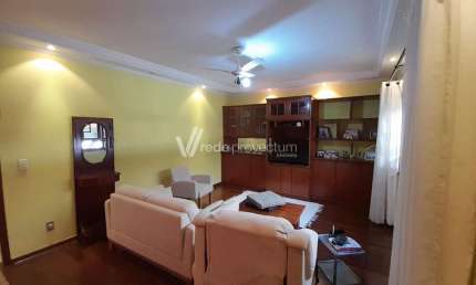 Casa com 3 quartos à venda na Rua dos Guaiases, 74, Vila João Jorge, Campinas, 130 m2 por R$ 790.000
