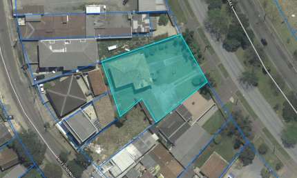 Terreno à venda na Avenida Marechal Mascarenhas de Moraes, 1136, Atuba, Curitiba, 1089 m2 por R$ 2.299.900