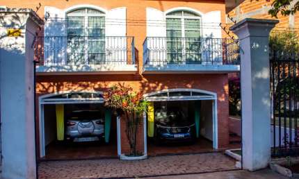 Casa com 4 quartos à venda na Rua Professora Talita Bresolin, 777, Centro, Apucarana, 450 m2 por R$ 2.299.000