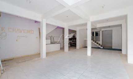 Prédio à venda na Rua São José dos Pinhais, 1670, Sítio Cercado, Curitiba, 240 m2 por R$ 1.890.000