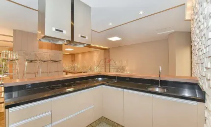 Apartamento com 4 quartos à venda na Avenida Visconde de Guarapuava, 5087, Batel, Curitiba, 302 m2 por R$ 2.500.000