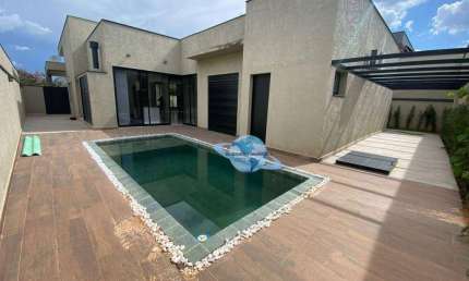 Casa com 3 dormitórios à venda, 250 m² por R$ 2.500.000 - Vossoroca - Votorantim/SP