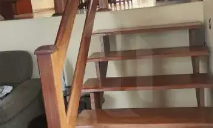CASA EM CONDOMÍNIO FECHADO EM JANDIRA 308M² A/C PISICINA