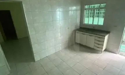Terreno para venda com 3 casas no quintal na Vila Pestana - Osasco