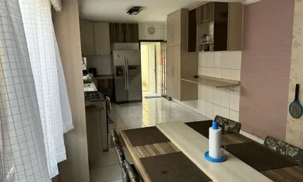 Sobrado à Venda em Presidente Altino com 3 dormitórios sendo 1 suíte,