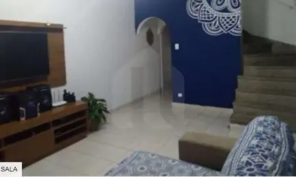 Sobrado 181m² a/c com 3 suítes, 2 vagas, lavabo 2 sacadas no Cipava Osasco