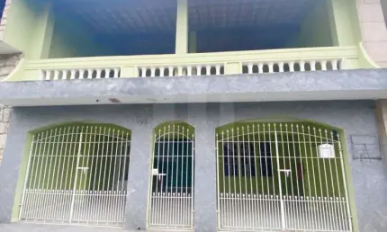 Casa 189m² à venda com 3 quartos e 3 vagas de garagem