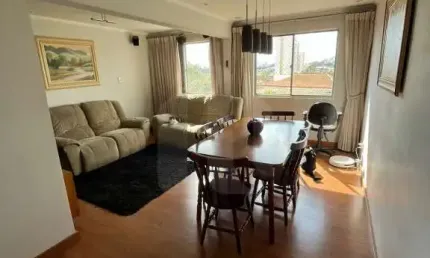 Apartamento à venda 83m² com sala ampliada e 2 dormitórios