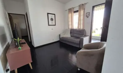 Casa à Venda em Caraguatatuba na Praia das Palmeiras  LADO PRAIA