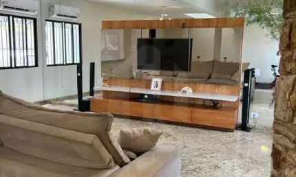 Casa com 4 quartos à venda na Avenida da Liberdade, Centro, Osasco