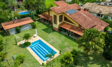 CASA PARA LOCAÇÃO CONDOMÍNIO PARQUE DO CARMOS 406M² A/C 1.620M² DE TERRENO