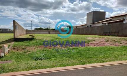 Terreno em condomínio fechado à venda no Parque Laranjeiras, Araraquara 