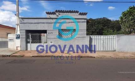 Casa com 2 quartos para alugar no Centro, Araraquara 