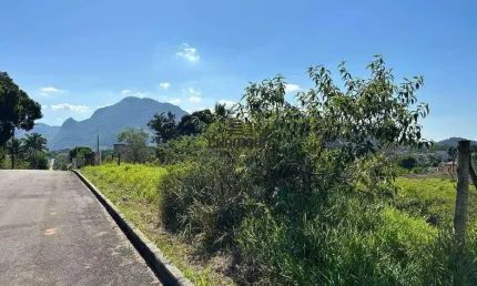 Terreno à venda na Rua Dezessete, Fátima Cidade Jardim, Guarapari
