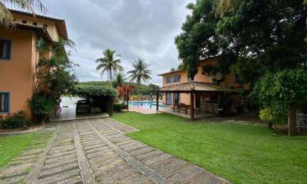 CASA SENSACIONAL A VENDA PROXIMO A MEAIPE COM ACESSO DIRETO A LAGOA .