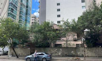 Casa à venda, 6 quartos, 2 suítes, 2 vagas, Praia do Canto - Vitória/ES