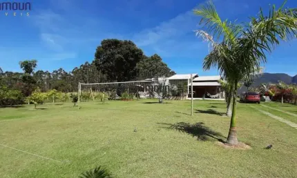 Chácara em Guarapari, 4 quartos com piscina em Andana