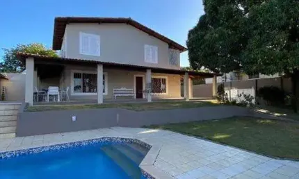 Casa Duplex à venda de 4 quartos com 2 suítes no Bairro São Judas em Guarapari