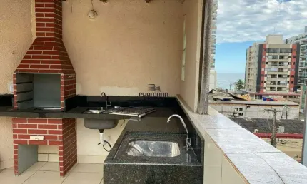 Cobertura duplex com três quartos á venda na Praia do Morro, em Guarapari/ES.