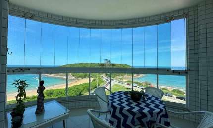 Apartamento 3 quartos , à venda na Praia de Peracanga em Guarapari .
