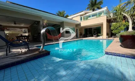 Casa em condomínio fechado com 4 quartos à venda na Avenida Marjory da Silva Prado, --, Balneário Praia do Pernambuco, Guarujá por R$ 2.200.000