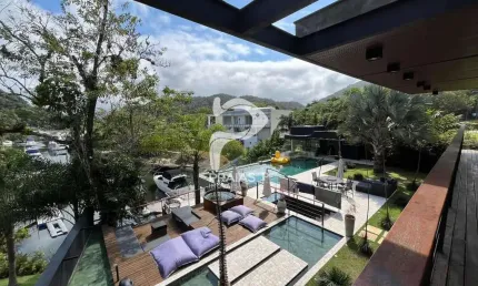 Casa em condomínio fechado com 5 quartos à venda na de Bertiogga, --, Marina Guarujá, Guarujá por R$ 27.000.000