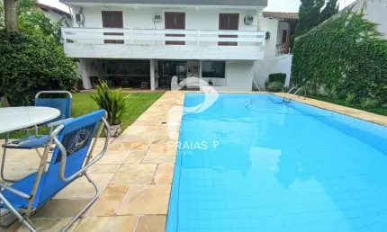 Casa em condomínio fechado com 4 quartos à venda na Benedito Zanelato (rua 40), --, Jardim Acapulco, Guarujá por R$ 2.100.000