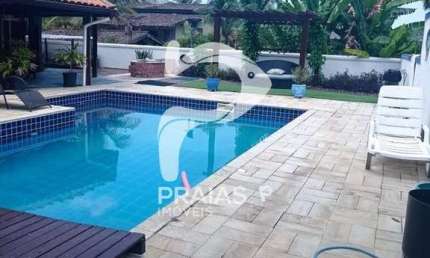 Casa em condomínio fechado com 4 quartos à venda na Dois, --, Enseada, Guarujá por R$ 1.500.000