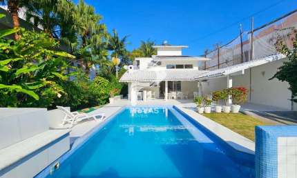 Casa em condomínio fechado com 4 quartos à venda na Alameda Ebano, --, Riviera, Bertioga por R$ 3.400.000
