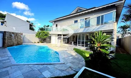 Casa com 4 quartos à venda na Professor Juventino Malheiros, --, Enseada, Guarujá por R$ 1.800.000