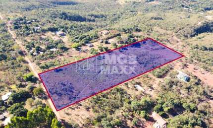 Chácara a venda NR Euller Paranhos - terra nua - 28000 m² - com nascente - Escriturada e Registrada.